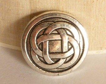 Silver Celtic Knot Buttons - Metal Shank Buttons - Metal Buttons - Silver Buttons - Round Buttons - Celtic Buttons - Wrap Bracelet Butttons
