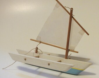 5″ Trimaran Multi-hulled Sailboat
