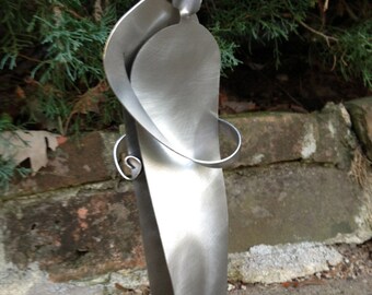 EMBRACE II- metal sculpture - GIFT