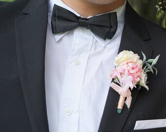 Groom Boutonniere, Groomsmen Boutonniere, Blush boutonniere