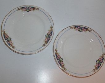 Pair of Art Nouveau Plates by Knowles, Taylor, and Knowles