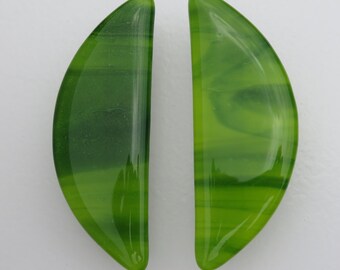 Glass drawer pulls and knobs. Custom cabinet hardware. Glass knobs, pulls handles. Glass cabinet hardware. Custom sizes and colors