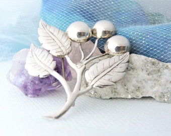 Cherry Brooch Sterling Silver, Lang Cherry Brooch
