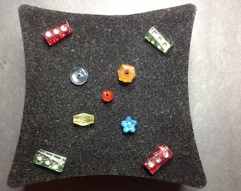 Multicolored plastic beads