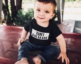 PETIT dictateur tee