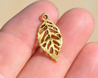10 Leaf Gold Tone Charms GC2276