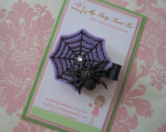 Girl hair clips - Halloween hair clips - girl barrettes - spider hair clips