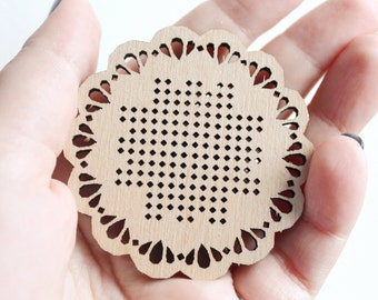 SET OF 5 - Cross stitch pendant blank - blanks Wood Needlecraft Pendant, wooden cross stitch blank -Odv-ng-4-60 - New year ornament