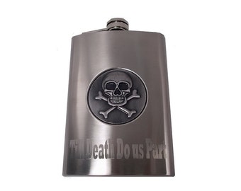 8 oz Engraved Skull and Crossbones Flask