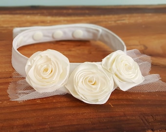 Dog flower collar, dog wedding attire, dog wedding bandana, dog flower girl, dog wedding outfit, Dog rose collar, Dog wedding clothes, Ivory