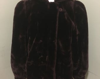 Vintage 1980s Jordache faux fur coat! Size medium