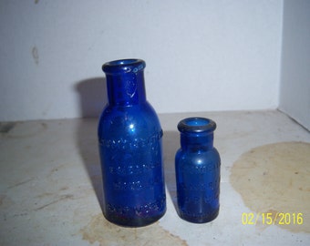 1890's Lot of 2 Bromo Seltzer Emerson Drug Co Baltimore, MD 2 1/2 to 4 inch cobalt blue medicine bottles No 2