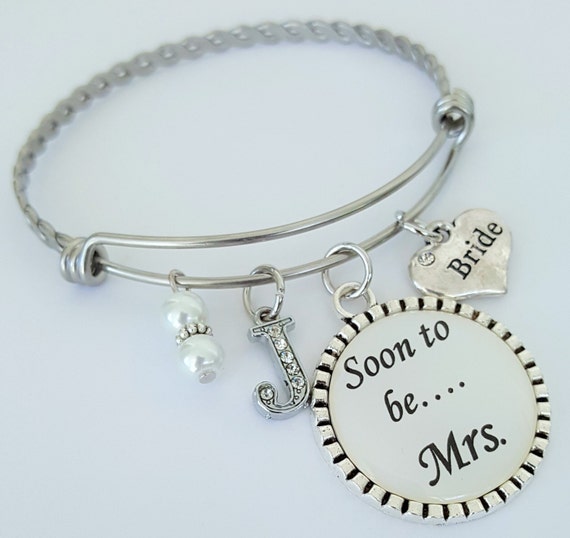 BRIDE to BE Gift / Gift for Bride / Bridal Shower Gift for Bride / Bride Gift / Bride to be Bangle Bracelet / Bride to Be Bracelet