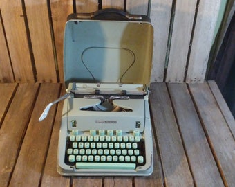 Hermes 3000 Typewriter, Vintage Working Typewriter