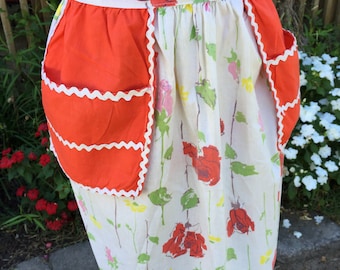 Vintage Red and White Half Apron with Roses and White Rick Rack Trim