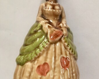 The queen of hearts ornament