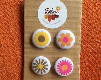 Flower power retro badge pin set!