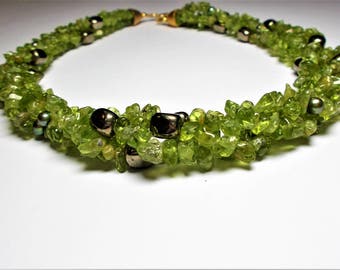 Peridot necklace 4 rows