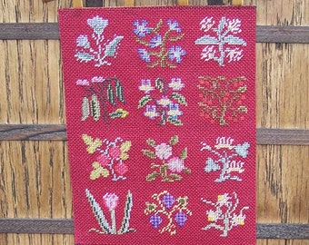Tudor Dolls House Tapestry, Miniature Slips Wall Hanging, Medieval Dollhouse Tudor Tapestry, 1/12th Scale Tapestry, UK Seller