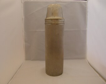 Landers Frary & Clark Universal Thermos Patent dates of 1914 and 1915