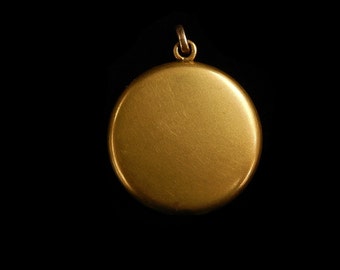 ANTIQUE LOCKET