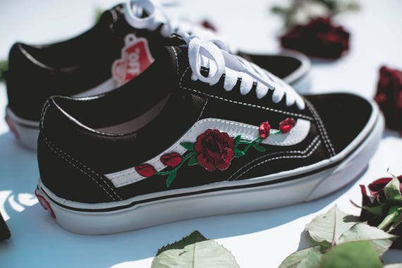 vans con rose prezzo