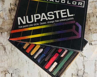 12 hard pastels nupastel, prismacolor brand
