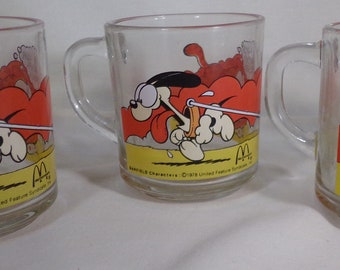 Garfield the cat is back,collector mugs