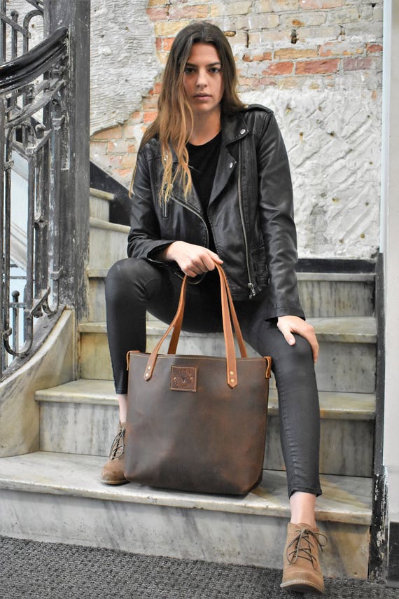 Chocolate Leather No. 14 Shoulder Bag