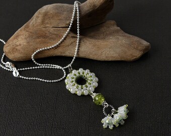 Lily of the valley beadwoven pendant