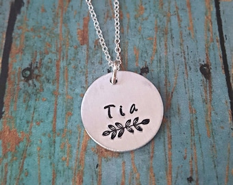 Tia Necklace - Tia - Gift for Tia - Favorite Tia - Gift for Aunty - Aunt -Aunty - Aunt Gift - Aunt Jewelry - Special Aunt - Spanish Jewelry