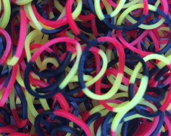 Viper Glow - Halloween Collection - Rainbow Loom Bands Refill. 600 bands & c-clips. Guaranteed authentic. Latex-free.