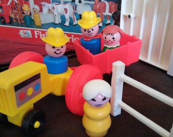 Vintage Fisher Price Little People Farm Set #915 - Complete with Original Box