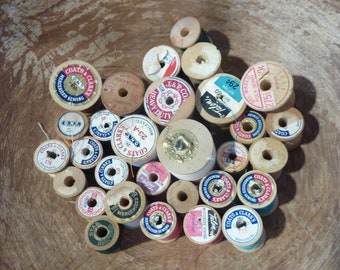 30 Vintage Wood Thread Spools Wooden Sewing Craft Supply Lot (#1485)