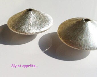 1 Pearl xilion bicone (brushed) sterling silver 25mm
