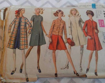7809 Simplicity dress, coat, and jacket pattern