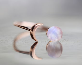 Inspirational Rainbow Moonstone Ring Raw Stone Ring Gift For Her Celestial Jewelry Crescent Moon Ring Girlfriend Gift Statement Ring