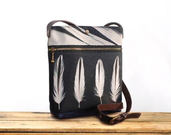 White feathers shoulder bag, handbag pouch, black and white feather zipper clutch purse, OYSTERCATCHER