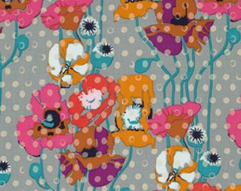 Raindrop Poppies - Platinum - Floral Retrospective - Field Study - Anna Maria Horner - 100% Quilters Cotton PWAH050