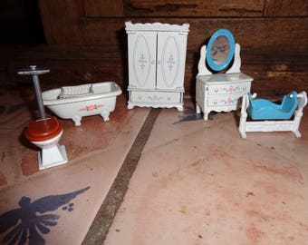 1980 Mattel metal dollhouse furniture 6 pieces, The Littles