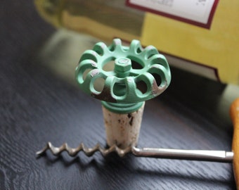 Green Metal Faucet Bottle Stopper, Wine Bottle Stopper, Cork Stopper, Wine Stopper, Bottle Stopper, Unique Wine Stopper, Wine Lover, Barware