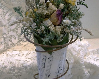 Dried flower art, Rustic home decor, flower arrangement, primitive decor, country decor, farmhouse decor, kitchen decor