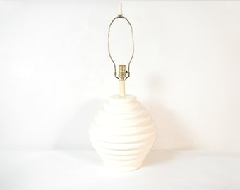Vintage Mid-Century Large Ecru/Off White Ceramic Beehive Table Lamp