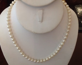 CULTURED PEARLS with 14K GOLD Clasp...4 mm....Beautiful lustre!