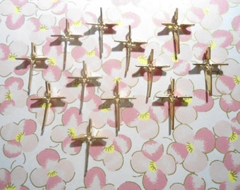12 Goldplated Crosses with 3mm Round Setting
