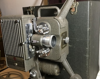 Vintage Kodak Kodascope 16 - 20 / 16mm Projector with Original Case Works