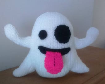 Ghost Emoji Halloween knitting pattern