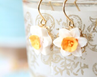 Flower Earrings, Little Flower Earrings, Daffodil Earrings, Botanical Earrings, Nature inspired Earrings, Floral Earrings, Flower Jewelry