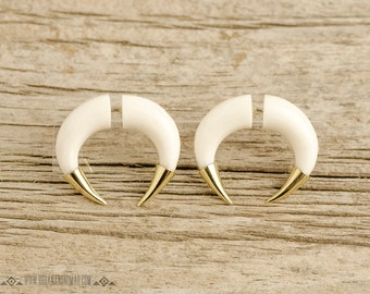 Fake Gauges Earrings Double Talon Pincher Earrings with Golden Tip Tribal Style White Bone Organic - FG077 BM G1