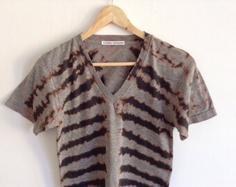 Striped Ribcage Dyed Vneck Gray Track Tee